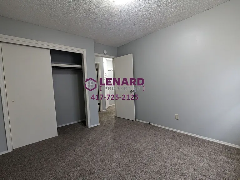 809 E Rosebrier St — Photo 17