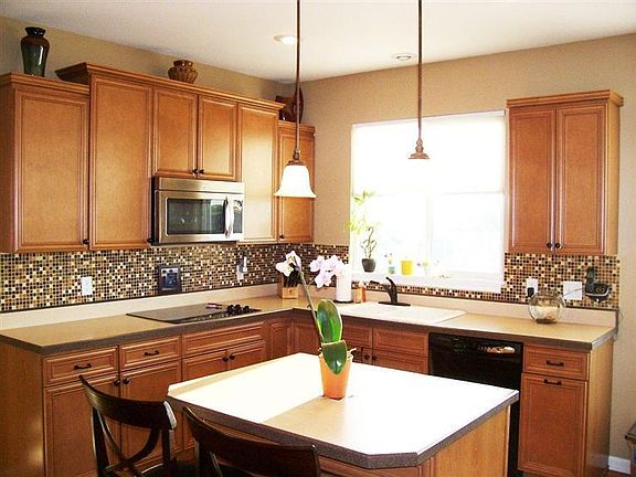 4th image of 5291 Elmwood Ln