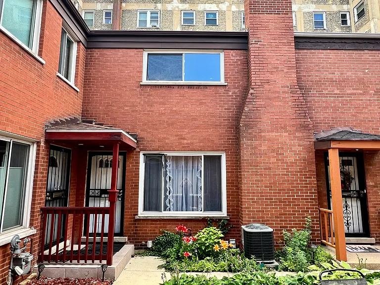 1414 W Chase Ave #D — Photo 1