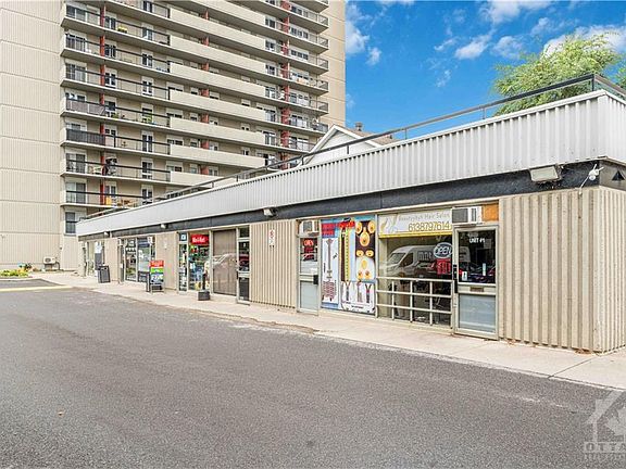 3rd image of 158 A McArthur Ave #1208
