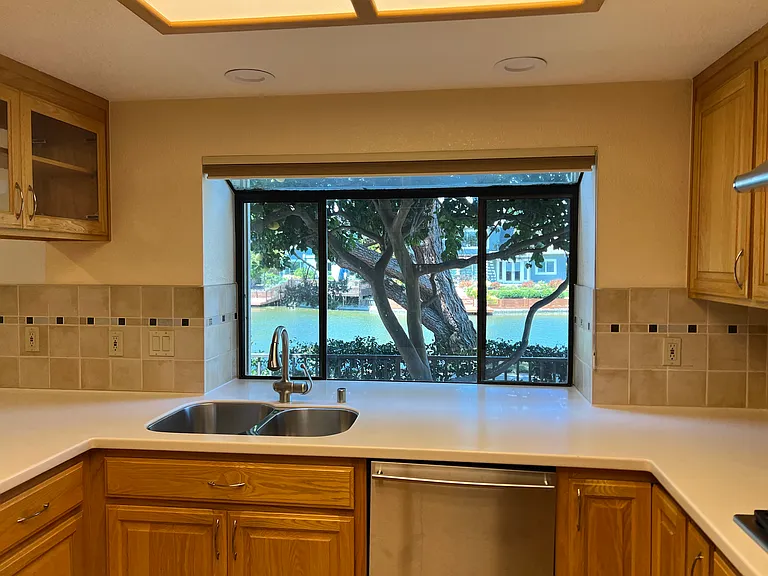 29 Sea Brg — Photo 2