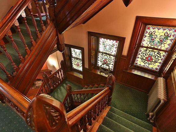 Grand Staircase