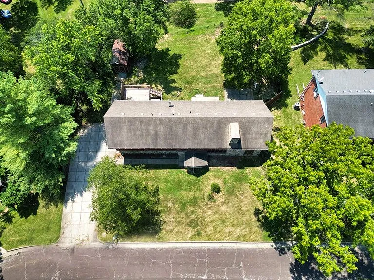 2400 Ridgefield Rd — Photo 27