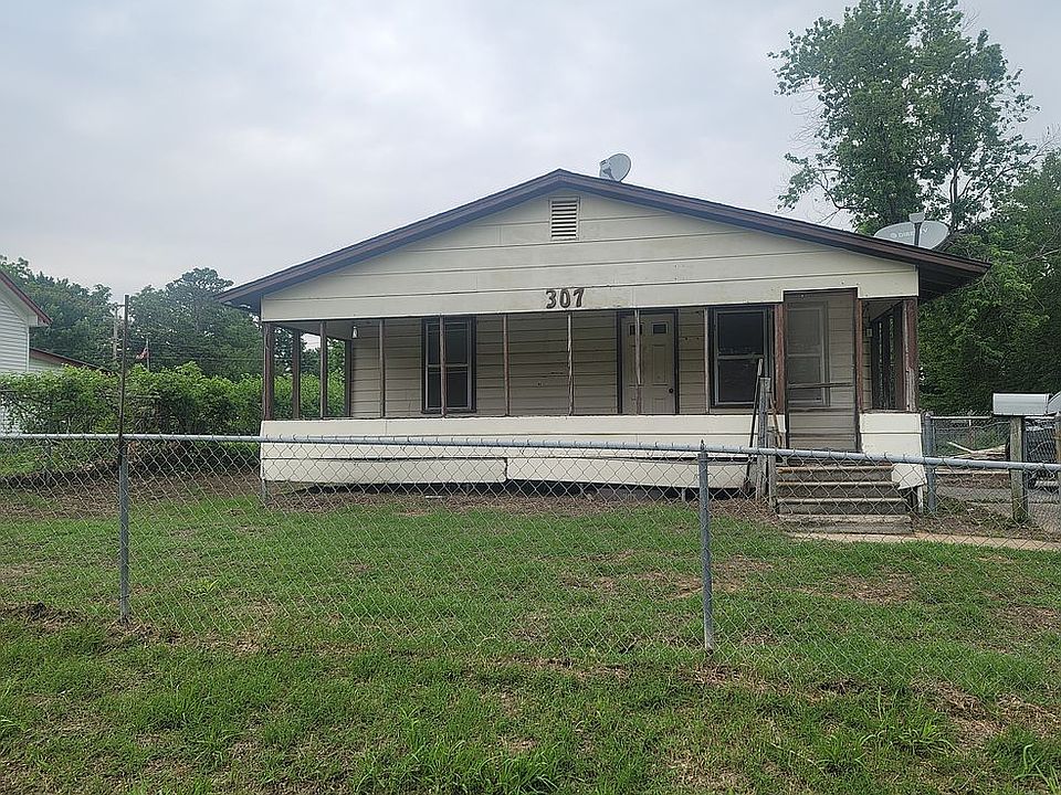 1st image of 307 Duffee Ave