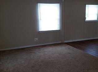 4th image of 2901 S 53rd St