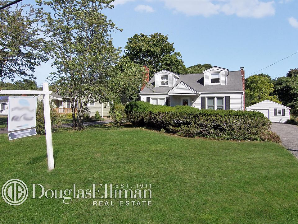 1st image of 105 Pine Neck Ave