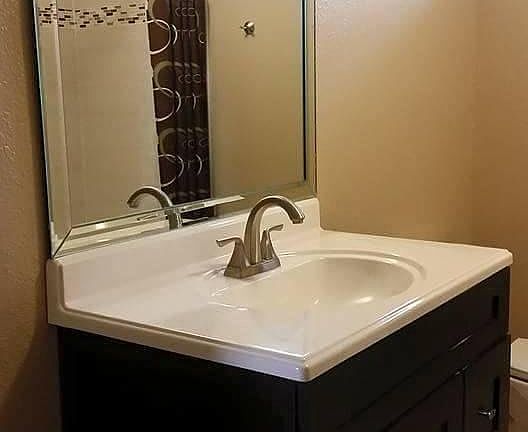 2nd bathroom