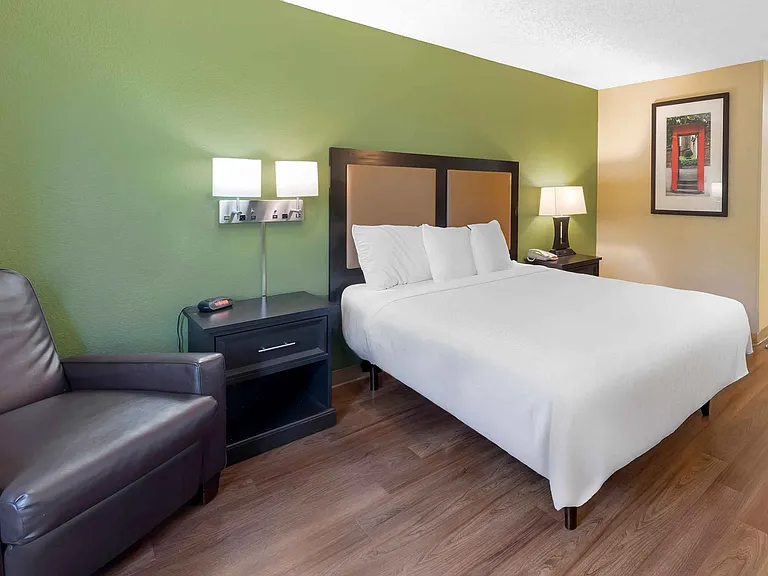 Studio Suite - 1 King Bed
