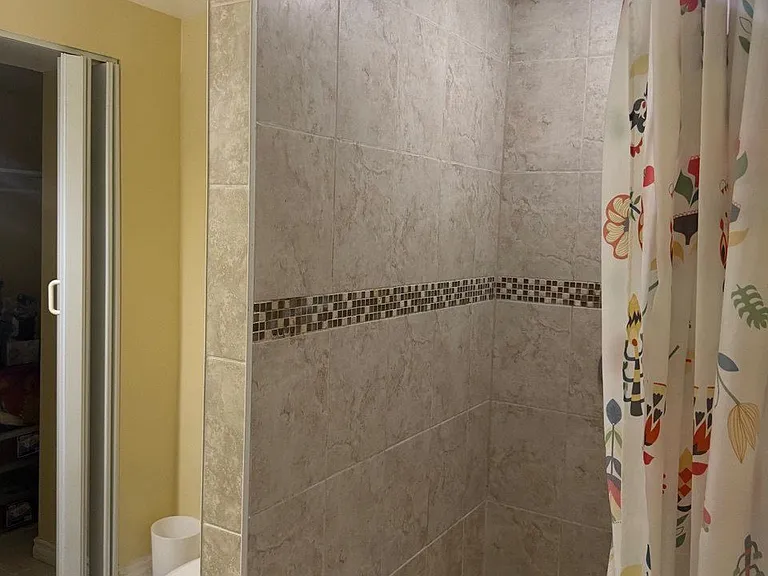 19 Granard Blvd #BASEMENT — Photo 8