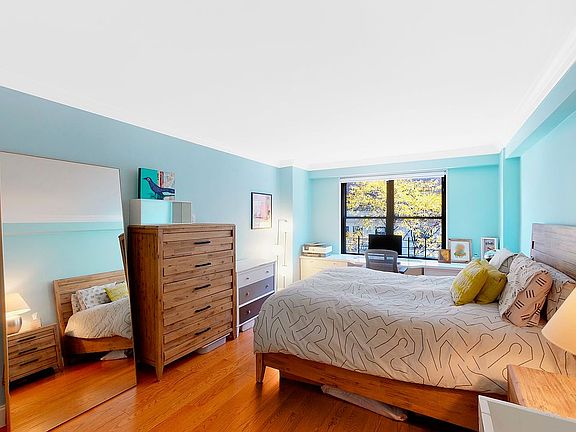2nd image of 120 E 90th St APT 4H