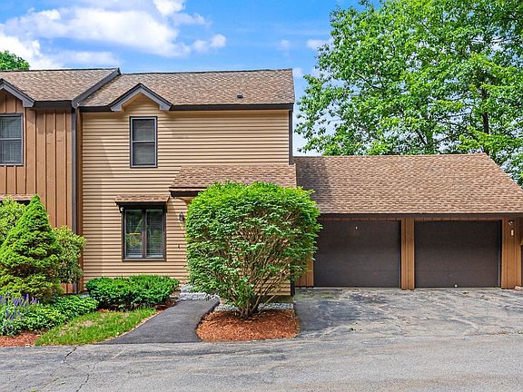 2nd image of 57 Quarry Circle Drive