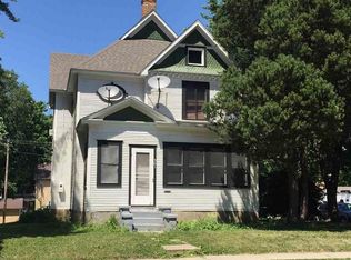 301 Elm Ave SW, Montgomery, MN 56069