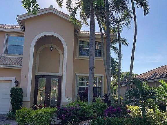 4th image of 4728 NW 58th Ave