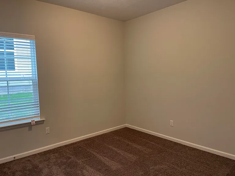 811 Goodale Dr — Photo 20