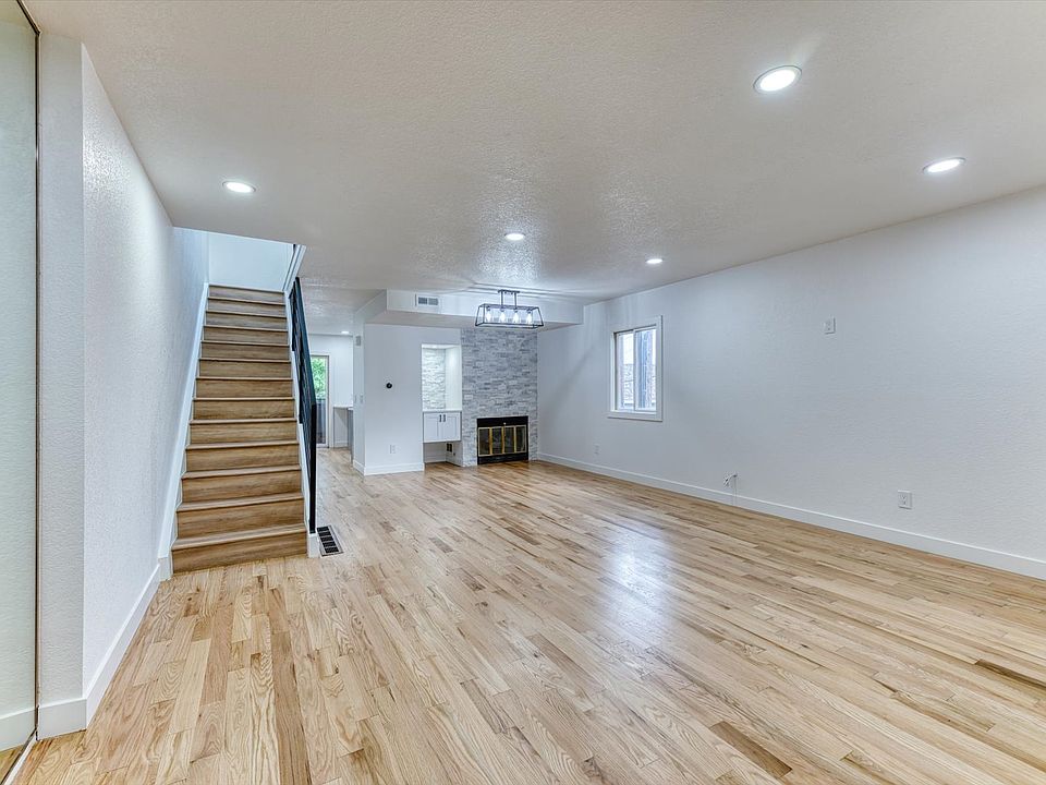 Open floor plan (3/3)