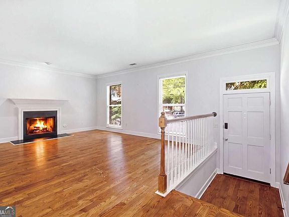 4th image of 7500 Roswell Rd Unit 6