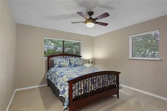 2403 Blue Cypress Dr — Photo 16