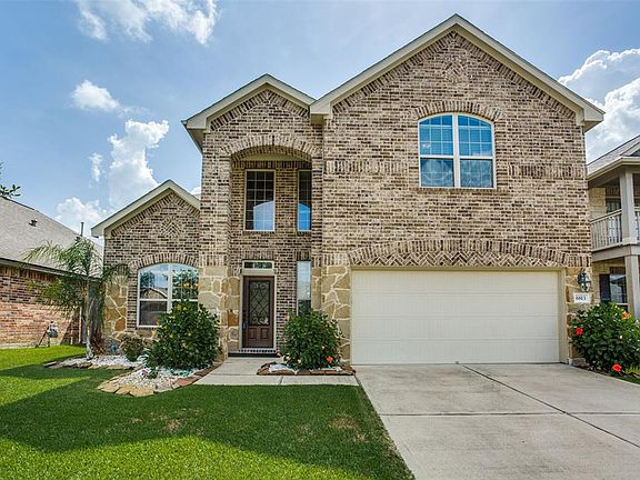 3rd image of 6813 Linden Creek Ln