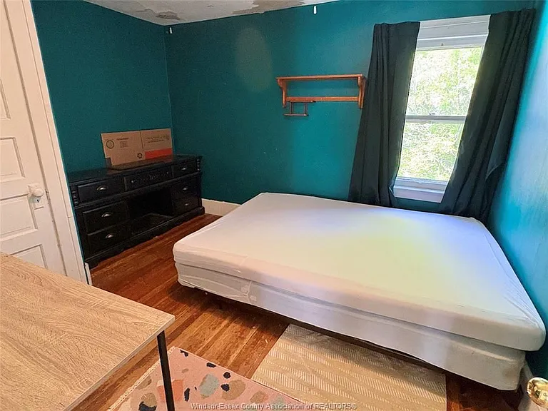 855 Edward Ave — Photo 23