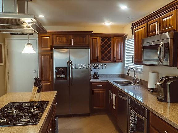 3rd image of 1004 Pagosa Way