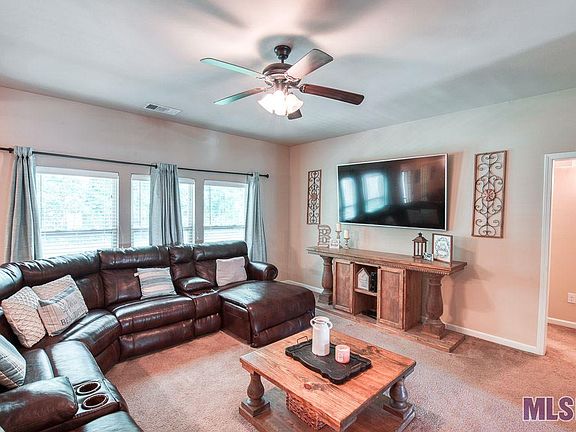 4th image of 8592 Black Birch Ave
