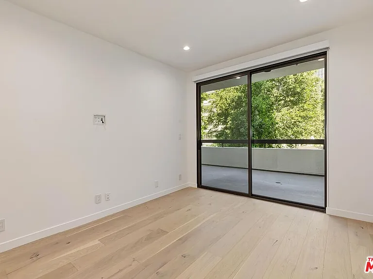 2142 Century Park Ln #102 — Photo 19