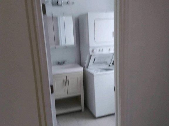 5th image of 2410 Frankford Ave APT 2