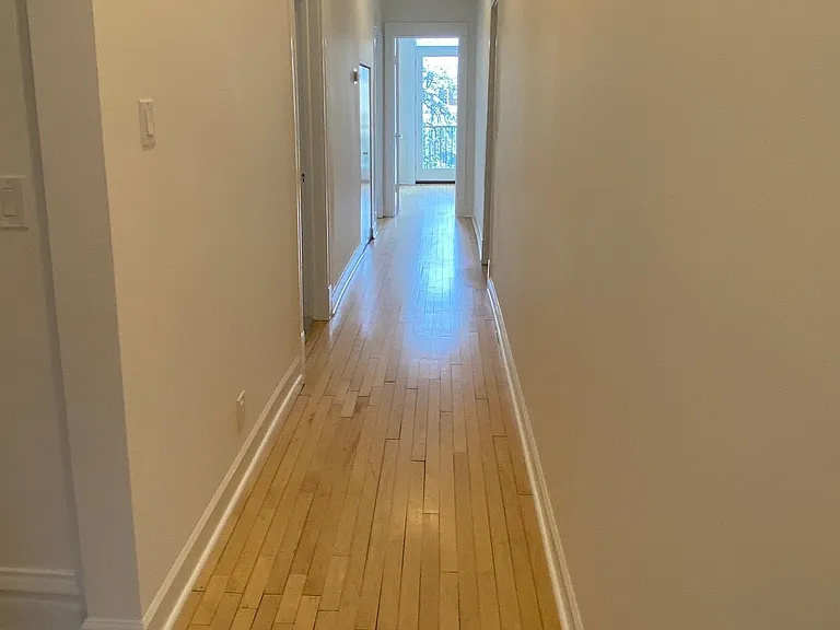 2441 N Mozart St — Photo 15
