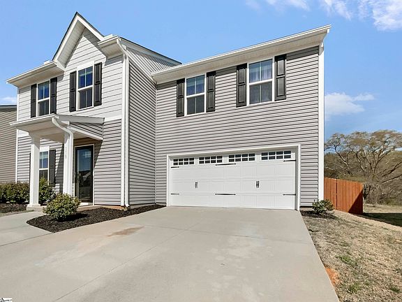 2nd image of 118 Castlebrook Dr
