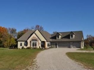 5866 Steeple Ln, West Bend, WI 53090