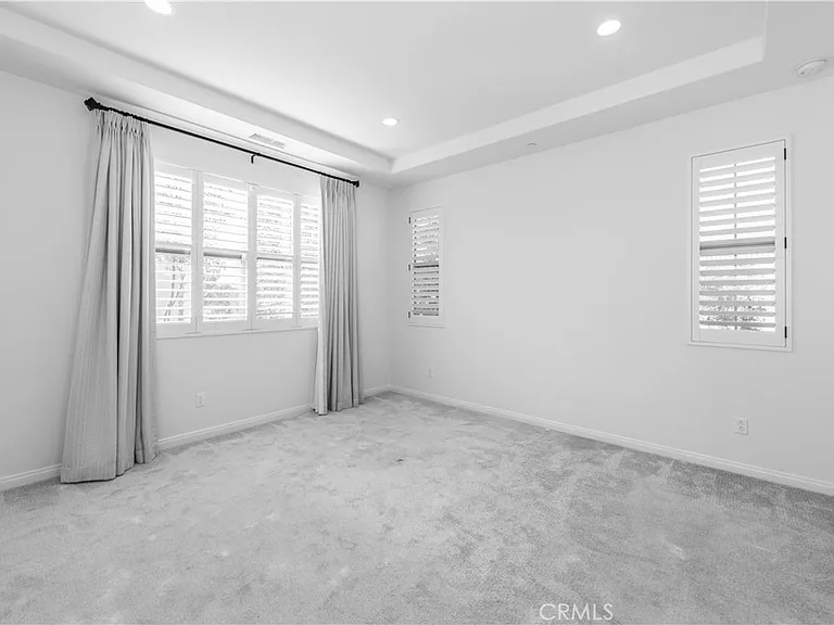 115 Okra — Photo 10