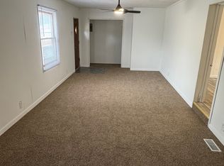 1536 E 700th Rd, Lawrence, KS 66049