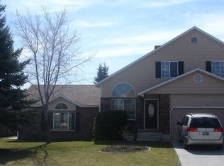 3353 W Wave Ct, West Jordan, UT 84084