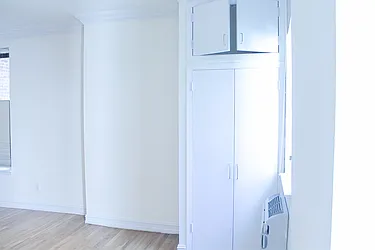 Rented by Urban Real Estate Inc