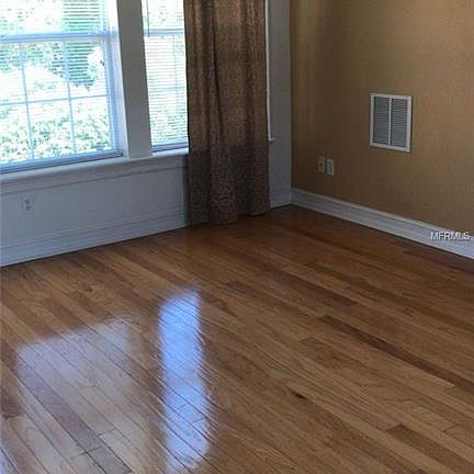 5th image of 903 Westpark Dr #B