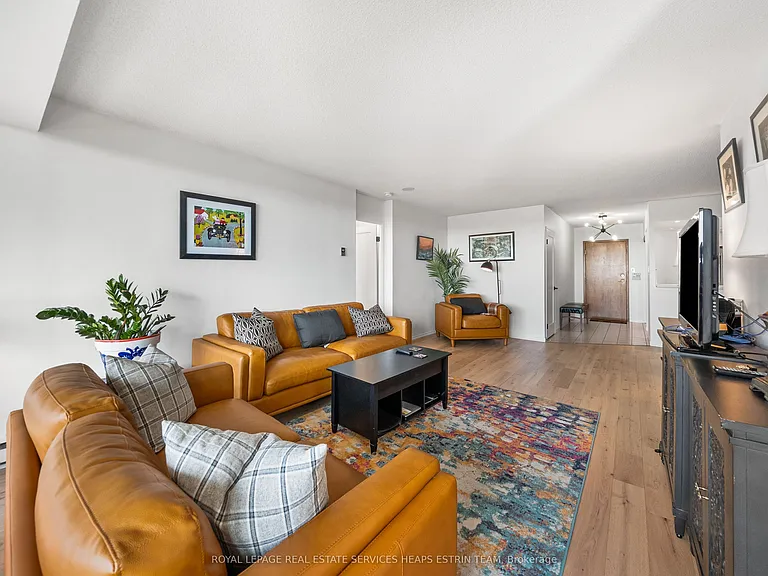 10 Torresdale Ave #1406 — Photo 6