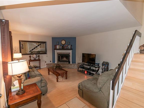 2nd image of 616 Olympic Dr #5-A