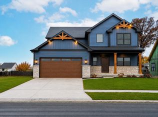 1757 Forest Ridge Dr, Valparaiso, IN 46385