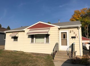 1321 N 16th St, Bismarck, ND 58501