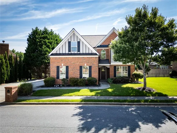 407 Arbor Ln, Loganville, GA 30052