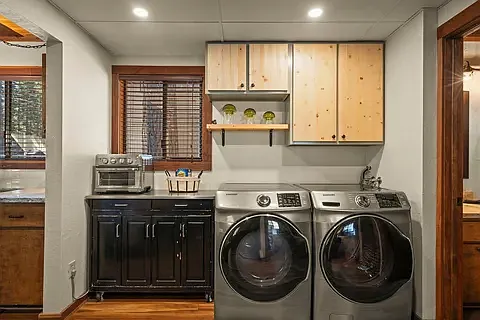 7266 4th Ave — Photo 8