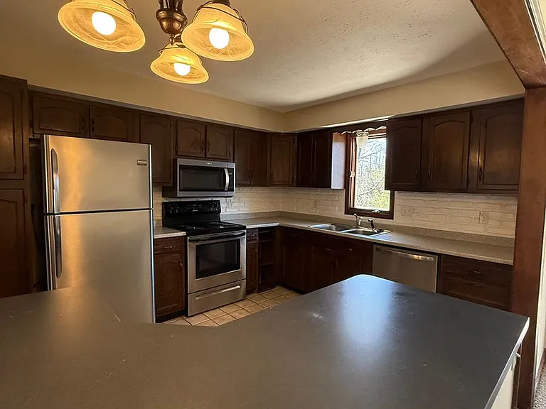 4445 N Deer Park Dr — Photo 9