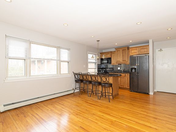 5th image of 300 Wilson Rd APT 22C