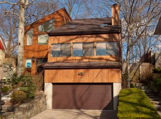 190 Rumsey Rd, Yonkers, NY 10705