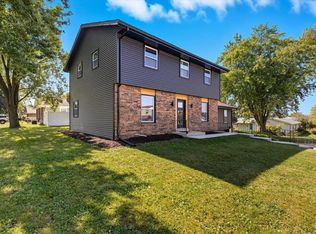 5801 West Allwood DRIVE, Franklin, WI 53132