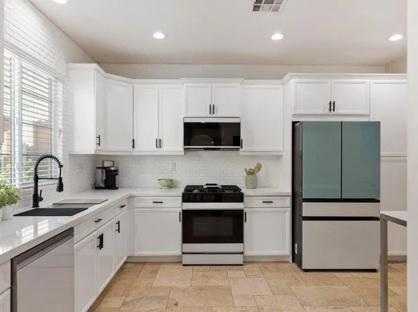 436 Via De La Paz, Palm Desert, CA 92211