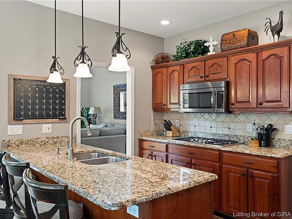 2nd image of 1420 Creekstone Drive NE