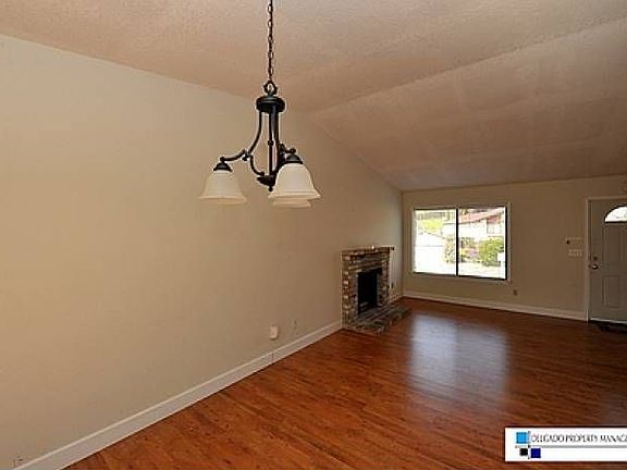 Living Room w/HighCeiling