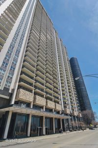 400 E Randolph St APT 2430, Chicago, IL, 60601
