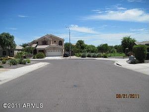 2nd image of 2085 E Locust Dr